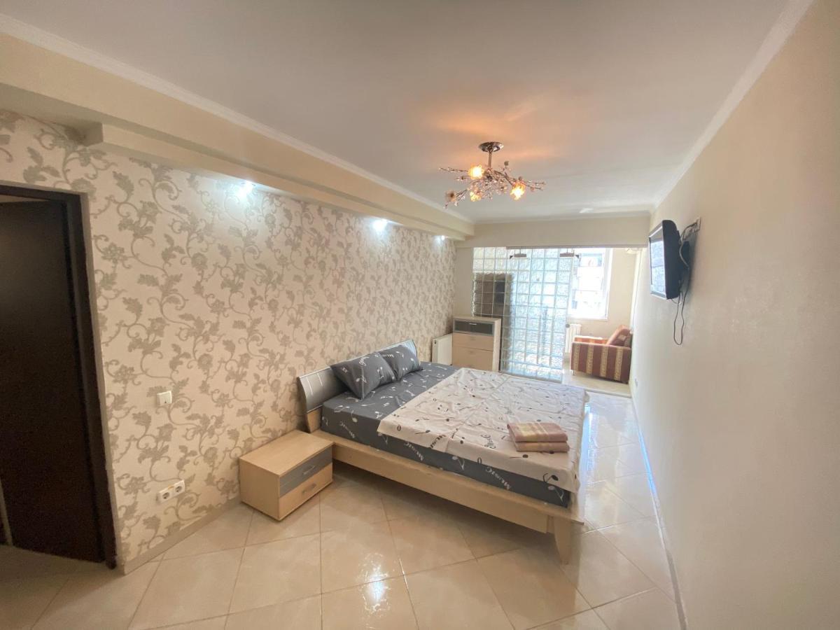 Ultra Central Double Room Appartment In Kişinev Dış mekan fotoğraf